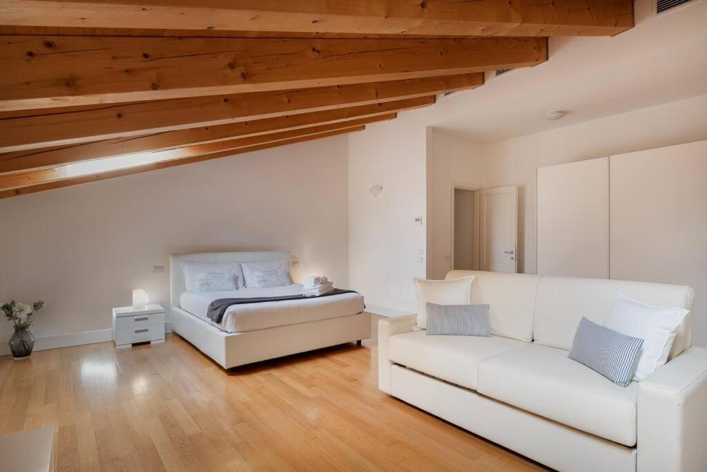 Apartments Trieste Centro I 3 Екстер'єр фото
